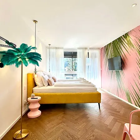 Miami Vice Mit Balkon & Flussblick-das Alpenzeit Im Zentrum Mit Parkplatz Appartamento Bad Aussee