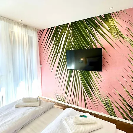 Miami Vice Mit Balkon & Flussblick-das Alpenzeit Im Zentrum Mit Parkplatz *