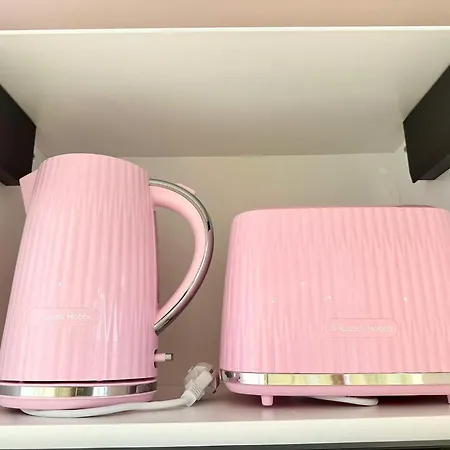 Miami Vice Mit Balkon & Flussblick-das Alpenzeit Im Zentrum Mit Parkplatz * Bad Aussee