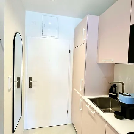 Apartment Miami Vice Mit Balkon & Flussblick - Alpenzeit Im Zentrum *