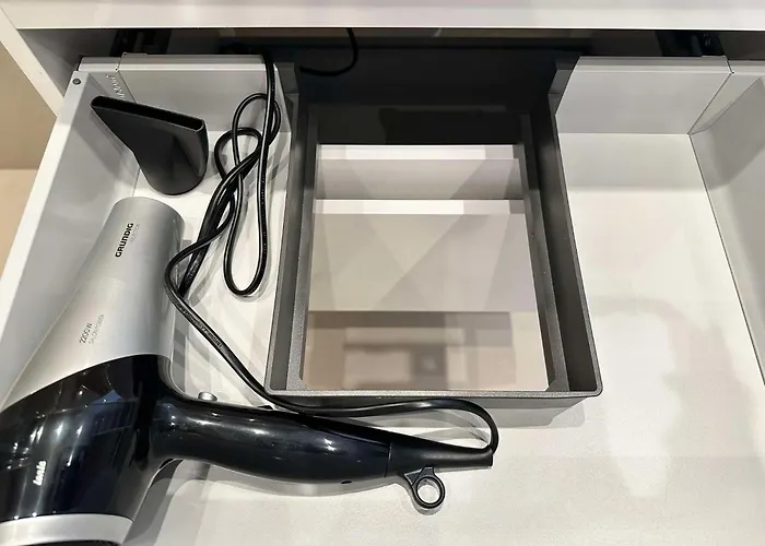 Apartment Miami Vice Mit Balkon & Flussblick-das Alpenzeit Im Zentrum Mit Parkplatz Bad Aussee