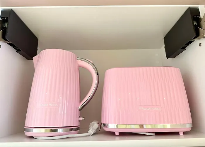 Miami Vice Mit Balkon & Flussblick-das Alpenzeit Im Zentrum Mit Parkplatz * Bad Aussee