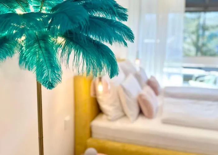 Apartment Miami Vice Mit Balkon & Flussblick-das Alpenzeit Im Zentrum Mit Parkplatz Bad Aussee