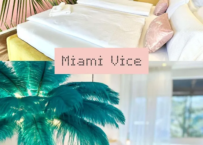 Miami Vice Mit Balkon & Flussblick-das Alpenzeit Im Zentrum Mit Parkplatz Bad Aussee