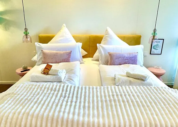 Miami Vice Mit Balkon & Flussblick-das Alpenzeit Im Zentrum Mit Parkplatz *